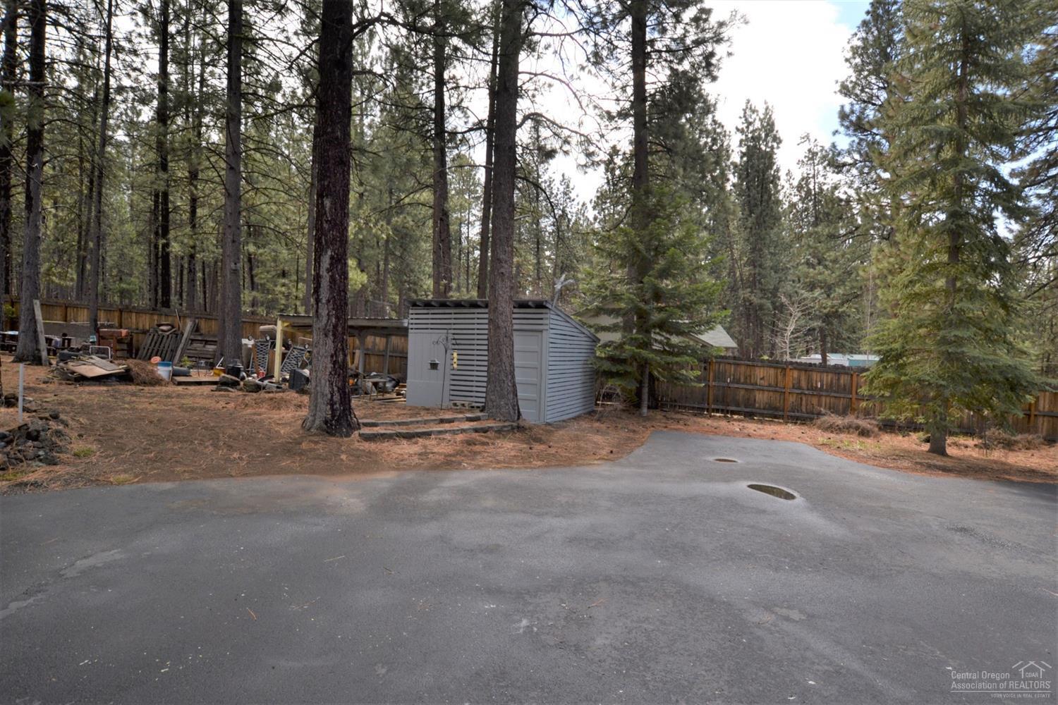 60176 Agate Road Bend, OR 97702 - Photo 20 of 21 Additional Photo