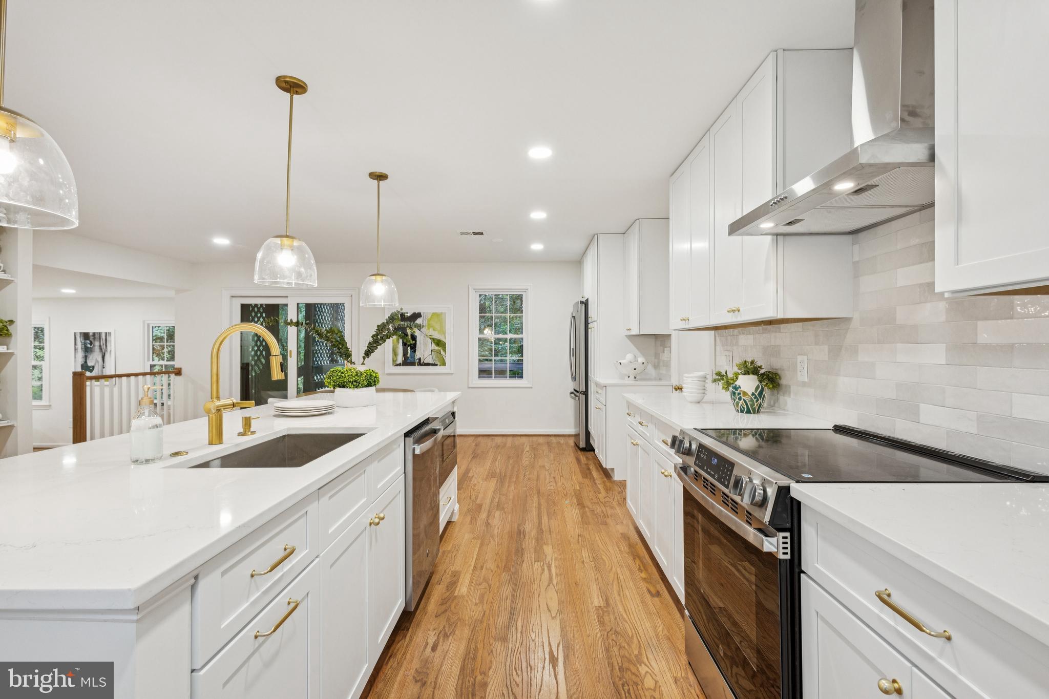 3124 Miller Heights Road Oakton, VA 22124 - Photo 4 of 48 kitchen