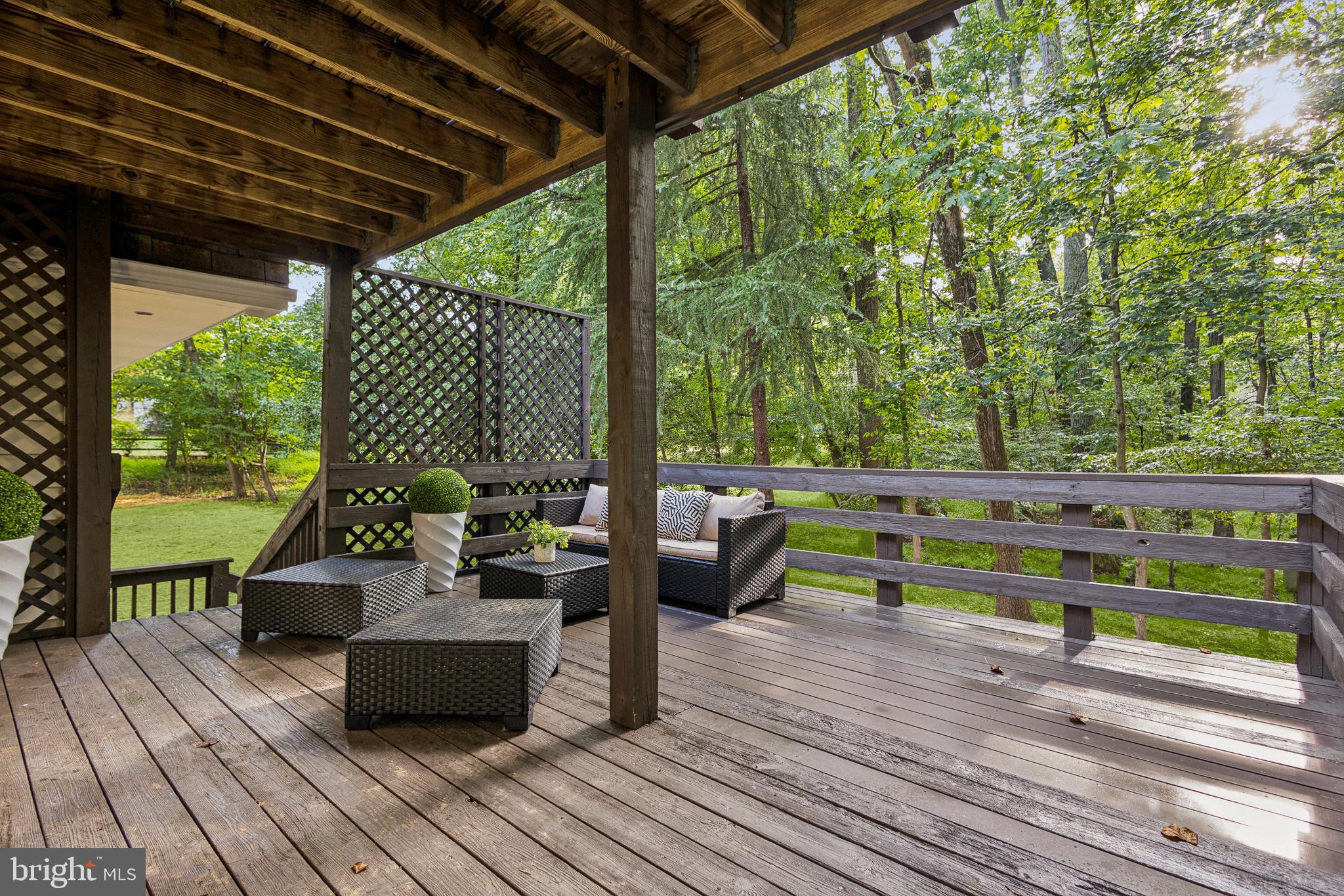 3124 Miller Heights Road Oakton, VA 22124 - Photo 10 of 48 Gallery Image 10