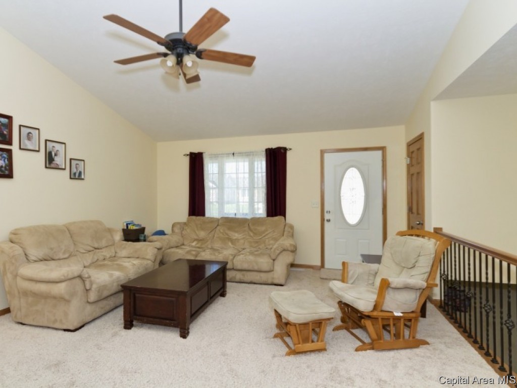 2904 Sandy Lane Springfield, IL 62711 - Photo 24 of 35