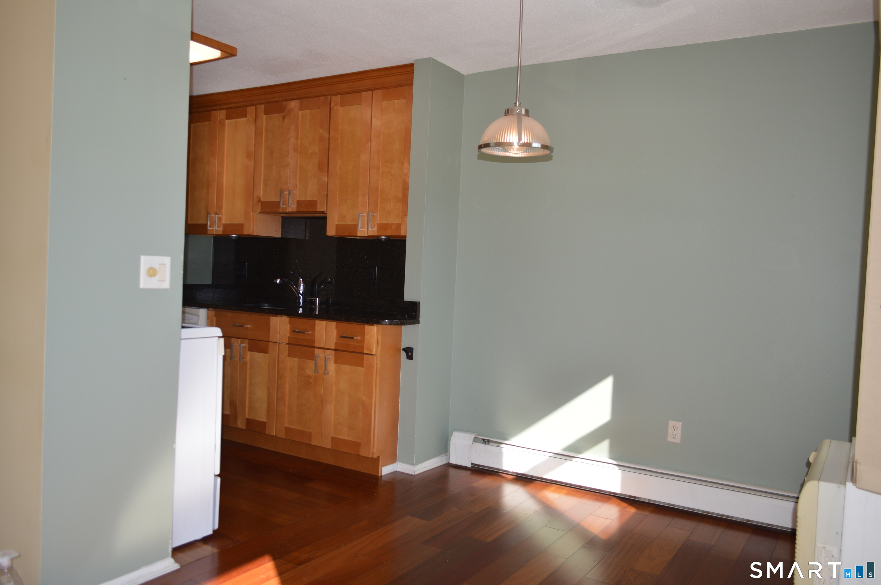 57 Balance Rock Road, Unit 17 Seymour, CT 06483 - Photo 6 of 18 a view of a interior of the house