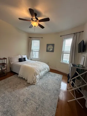$4,600 | 194 H Street, Unit 3, Boston, MA 02127