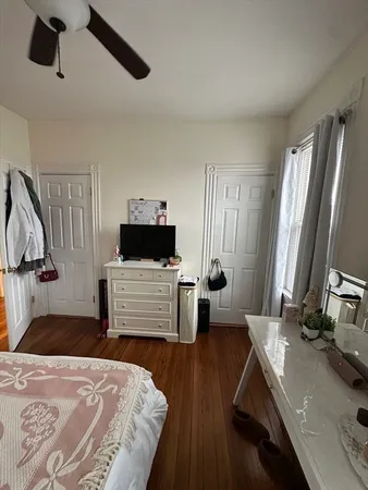 $4,600 | 194 H Street, Unit 3, Boston, MA 02127