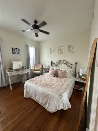 $4,600 | 194 H Street, Unit 3, Boston, MA 02127