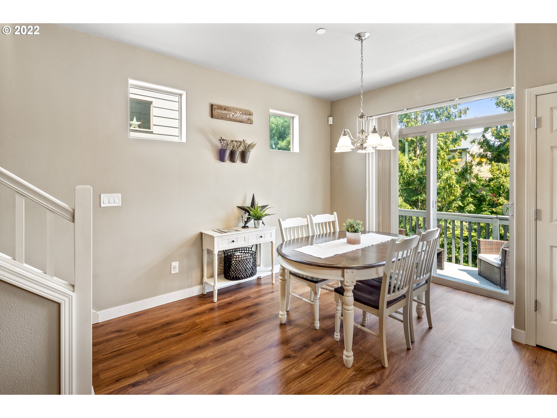 15568 Southwest Stone Ridge Circle Beaverton, OR 97007 - Photo 13 of 32 Gallery Image 13