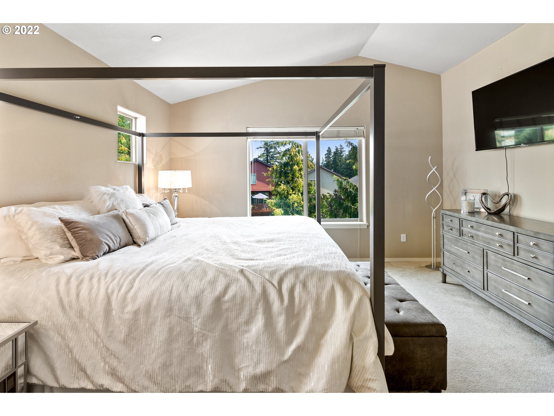 15568 Southwest Stone Ridge Circle Beaverton, OR 97007 - Photo 15 of 32 Gallery Image 15
