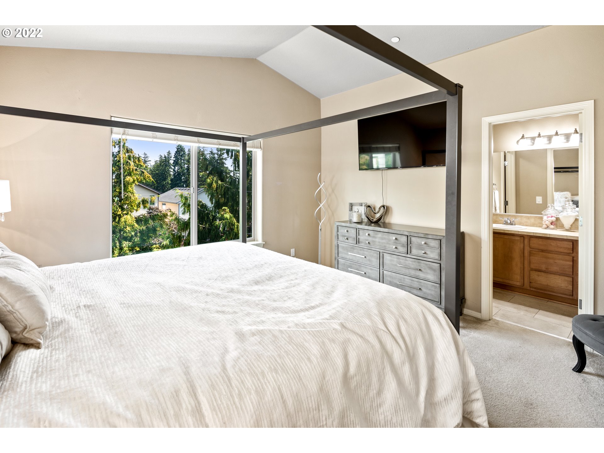 15568 Southwest Stone Ridge Circle Beaverton, OR 97007 - Photo 16 of 32 Gallery Image 16