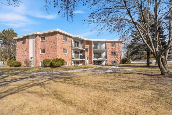 $139,900 | 1150 Dellwood Street South, Unit 103, Cambridge, MN 55008