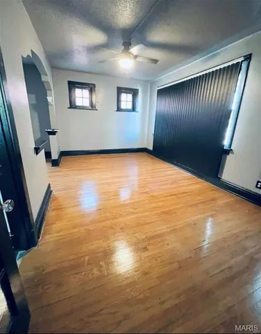 $850 | 4640 Carter Avenue, Unit 2, St. Louis, MO 63115