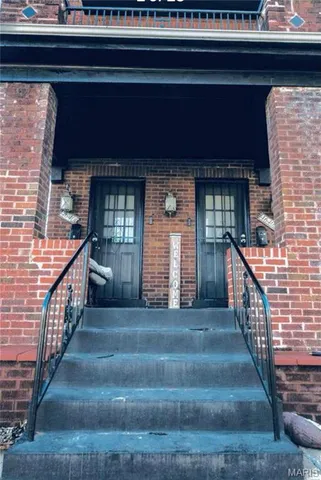 $850 | 4640 Carter Avenue, Unit 2, St. Louis, MO 63115