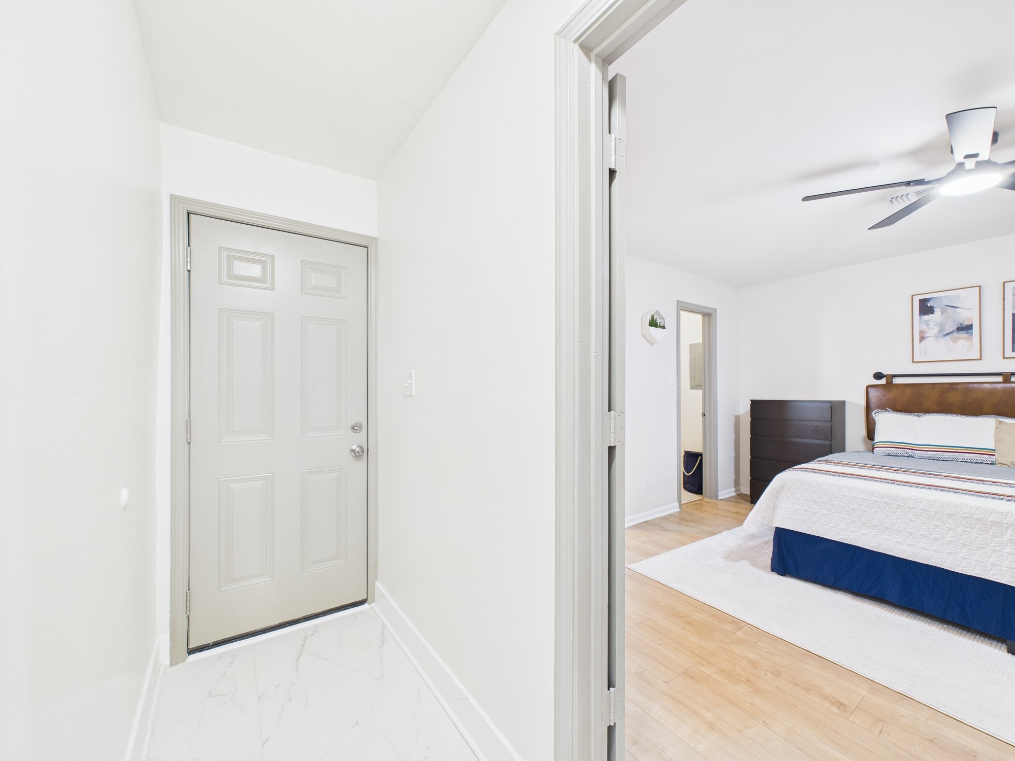 7836 Bateman Lane, Unit 7836 Houston, TX 77088 - Photo 17 of 44 a bedroom with a bed and a closet