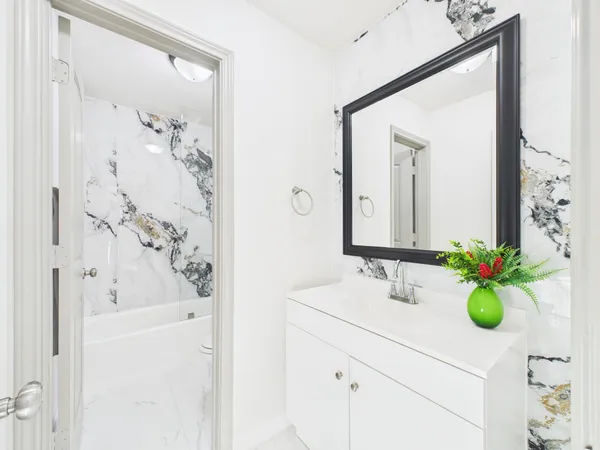 $2,250 | 7836 Bateman Lane, Unit 7836, Houston, TX 77088