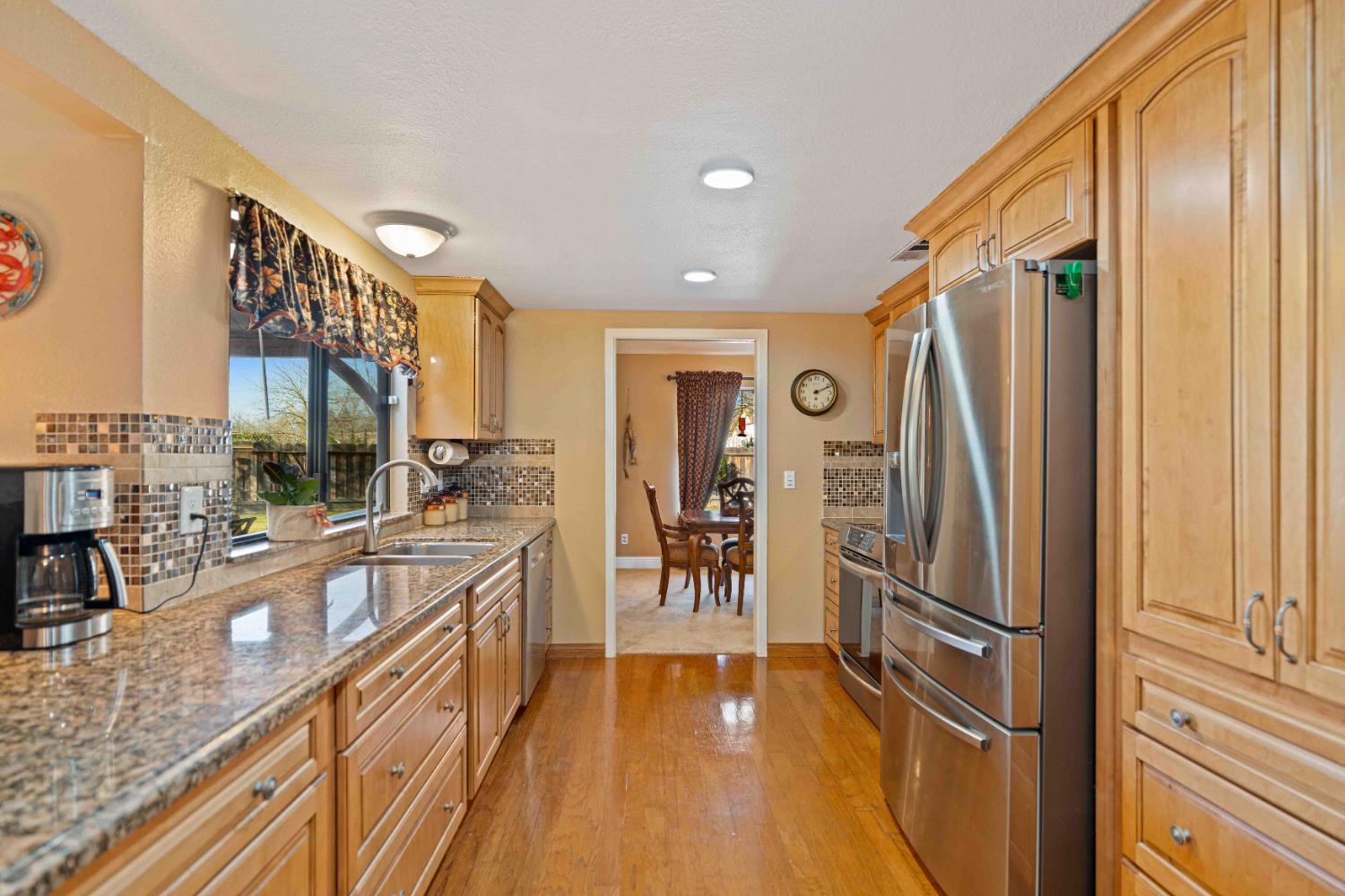 3345 Shamrock Place Merced, CA 95340 - Photo 9 of 37