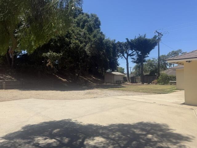 5587 Cathedral Oaks Road Santa Barbara, CA 93111 - Photo 8 of 18 5586 CO Back Yard 2