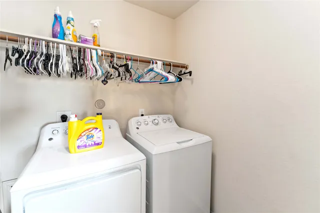 $299,500 | 2114 Bishop Hollow Lane, Rosenberg, TX 77471