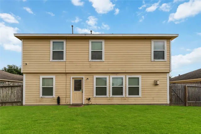 $299,500 | 2114 Bishop Hollow Lane, Rosenberg, TX 77471