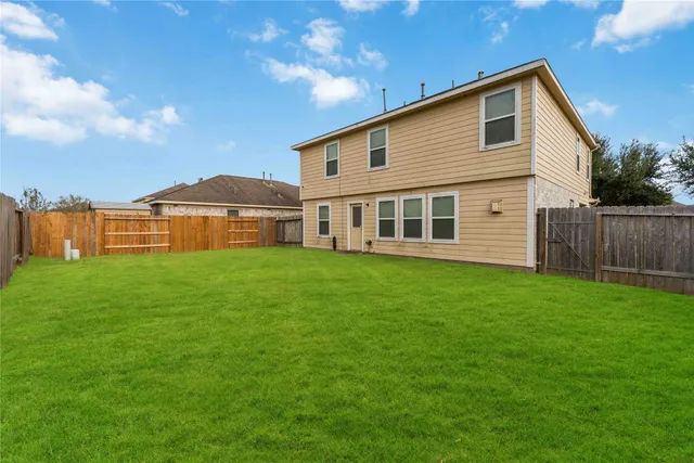 $299,500 | 2114 Bishop Hollow Lane, Rosenberg, TX 77471