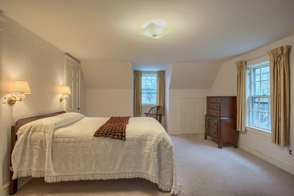 11 Yale Road Andover, MA 01810 - Photo 17 of 26 Gallery Image 17