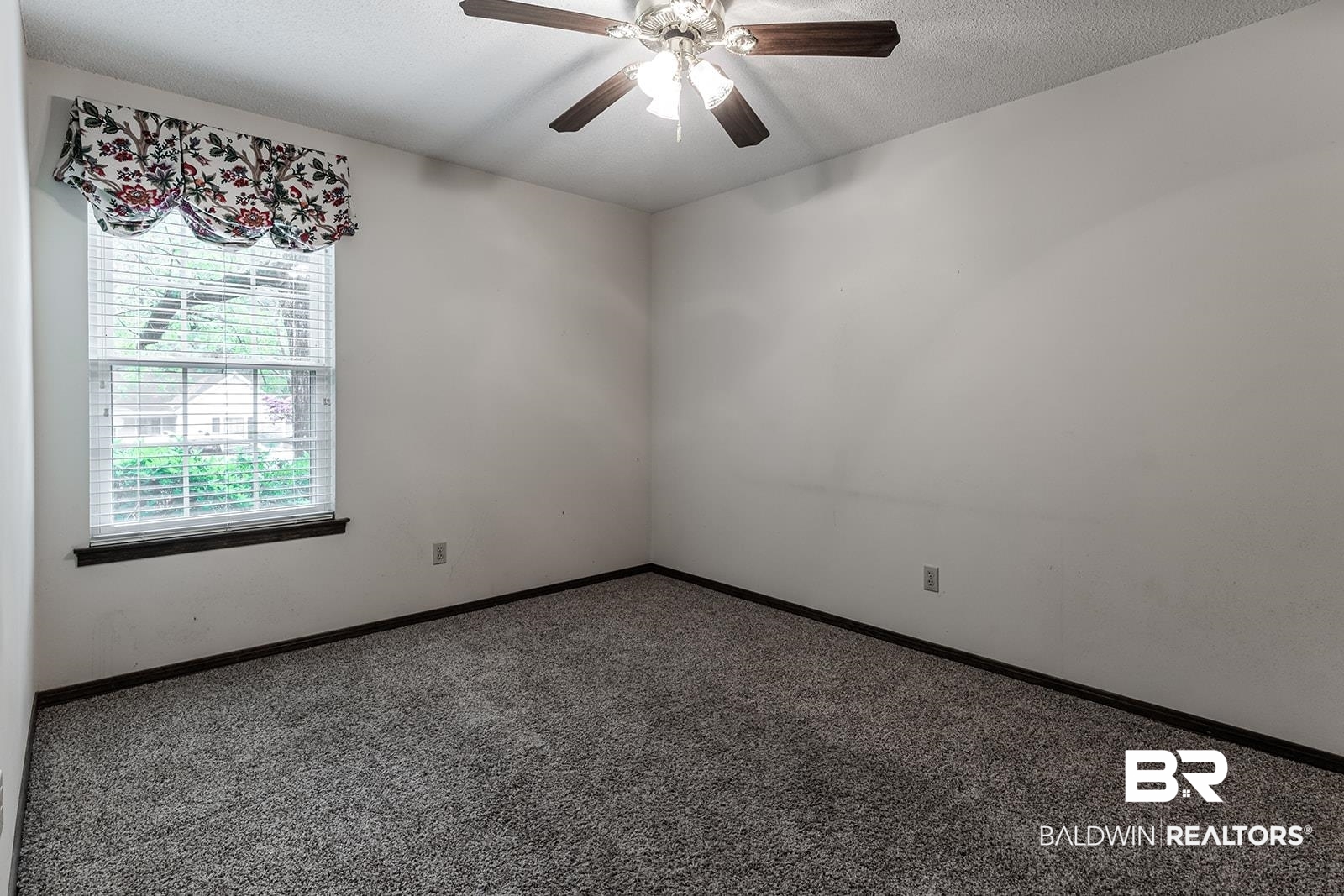5616 Candia Court Mobile, AL 36693 - Photo 25 of 34 Bedroom