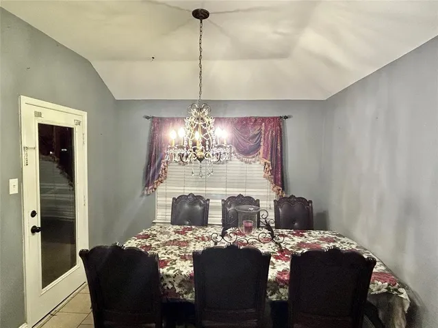 $315,000 | 1216 Rio Vista Drive, DeSoto, TX 75115