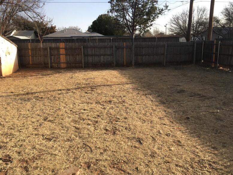 2519 38th Street Lubbock, TX 79413 - Photo 12 of 14 Backyard