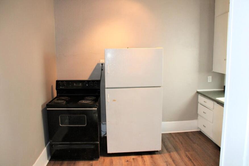 2519 38th Street Lubbock, TX 79413 - Photo 5 of 14 Kitchen Appliances