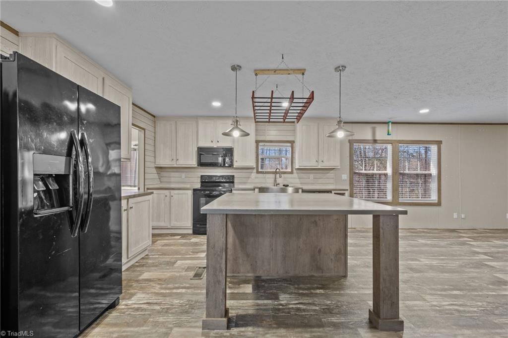 182 Pond View Drive Ruffin, NC 27326 - Photo 12 of 39