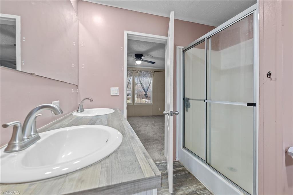 182 Pond View Drive Ruffin, NC 27326 - Photo 22 of 39 Primary Bathroom