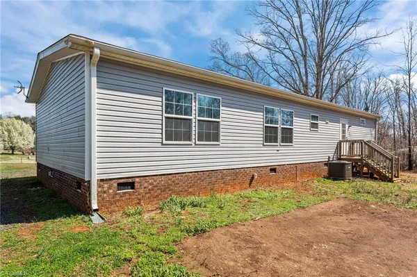$225,000 | 182 Pond View Drive, Ruffin, NC 27326