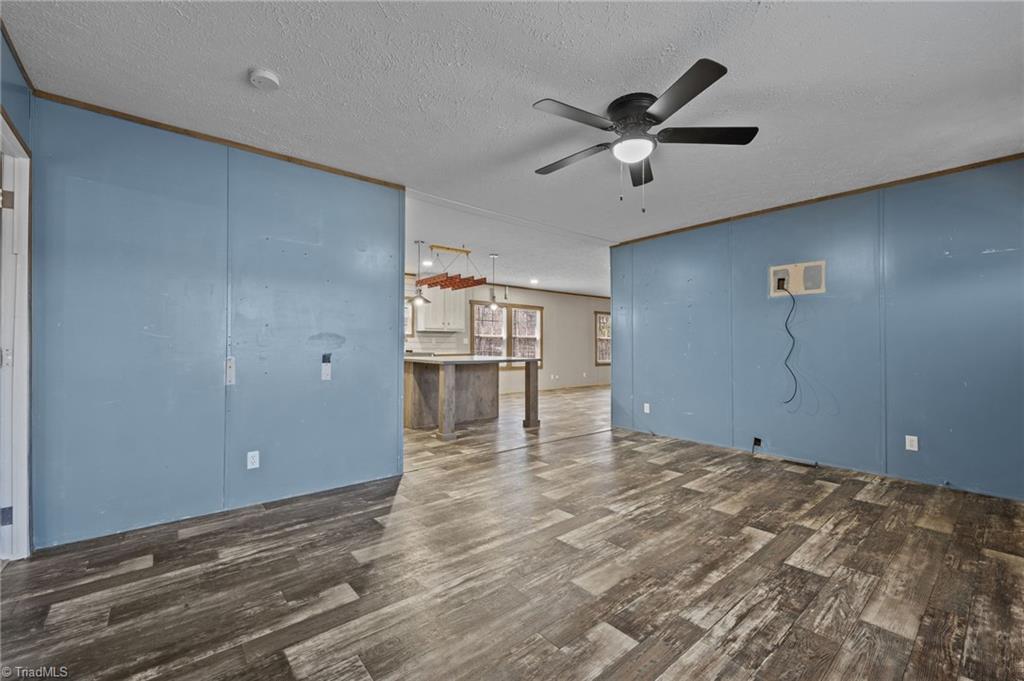 182 Pond View Drive Ruffin, NC 27326 - Photo 8 of 39 Living Area 1