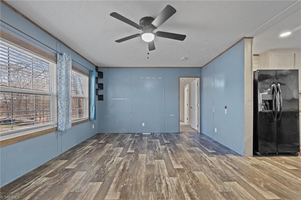 182 Pond View Drive Ruffin, NC 27326 - Photo 10 of 39 Living Area 1