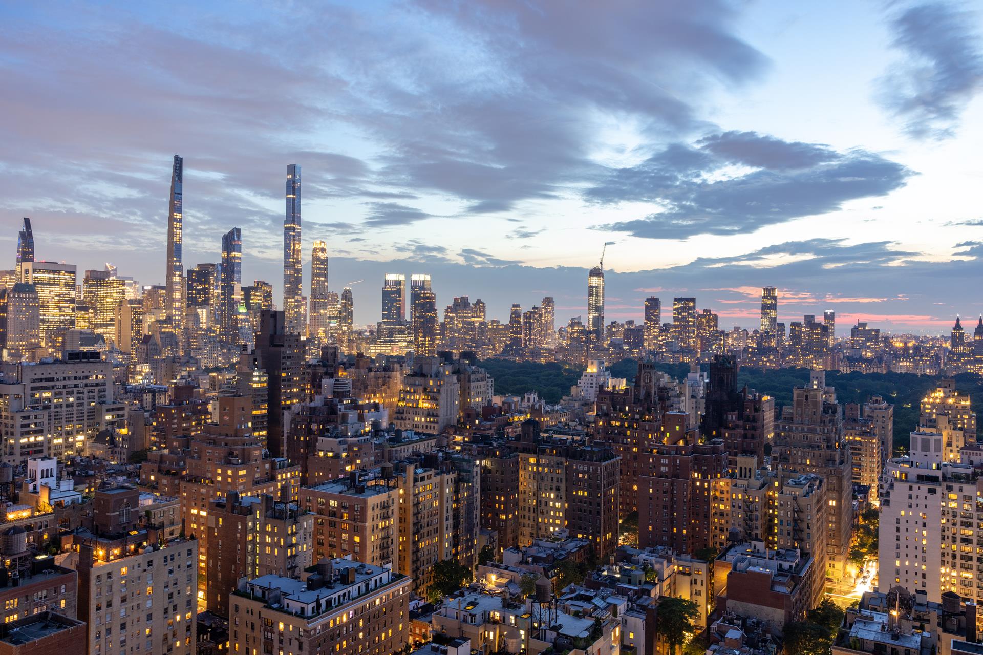 201 East 74th Street, Unit 20A Manhattan, NY 10021 - Photo 18 of 21 a view of a city