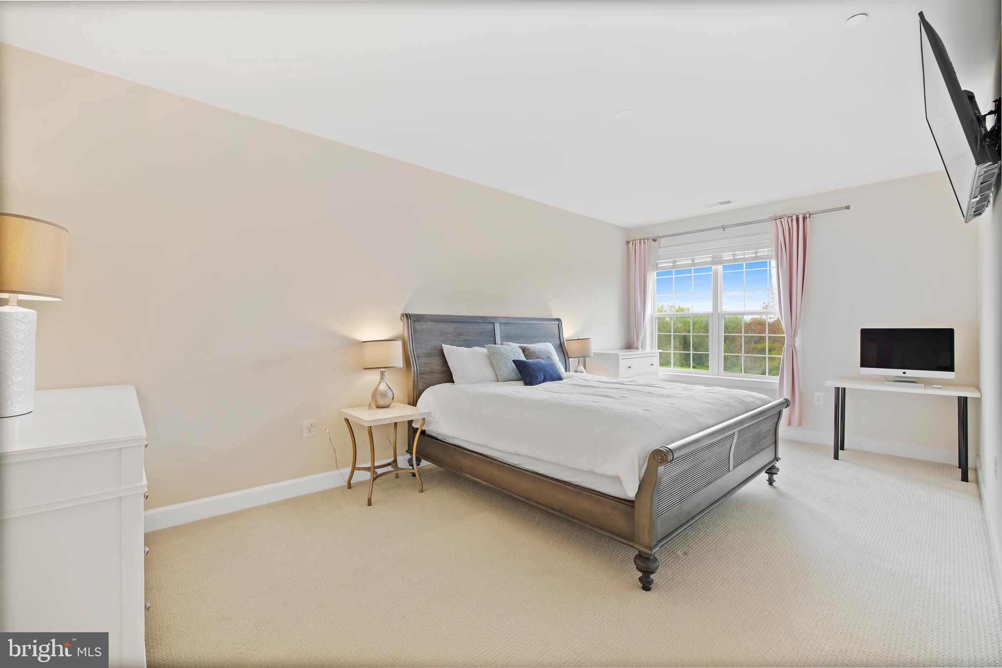10530 Resort Road, Unit 201 Ellicott City, MD 21042 - Photo 20 of 43 Huge Owner's Bedroom