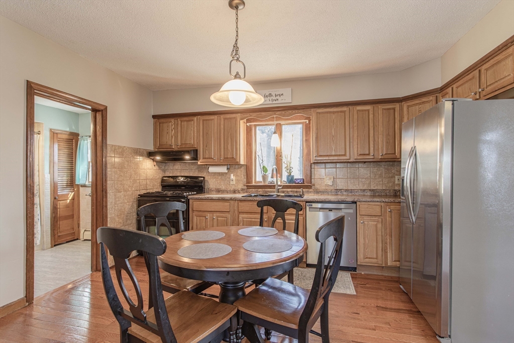 4 Page Street Fairhaven, MA 02719 - Photo 22 of 41