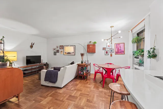 $620,000 | 345 Riverside Drive, Unit 4F | Upper West Side