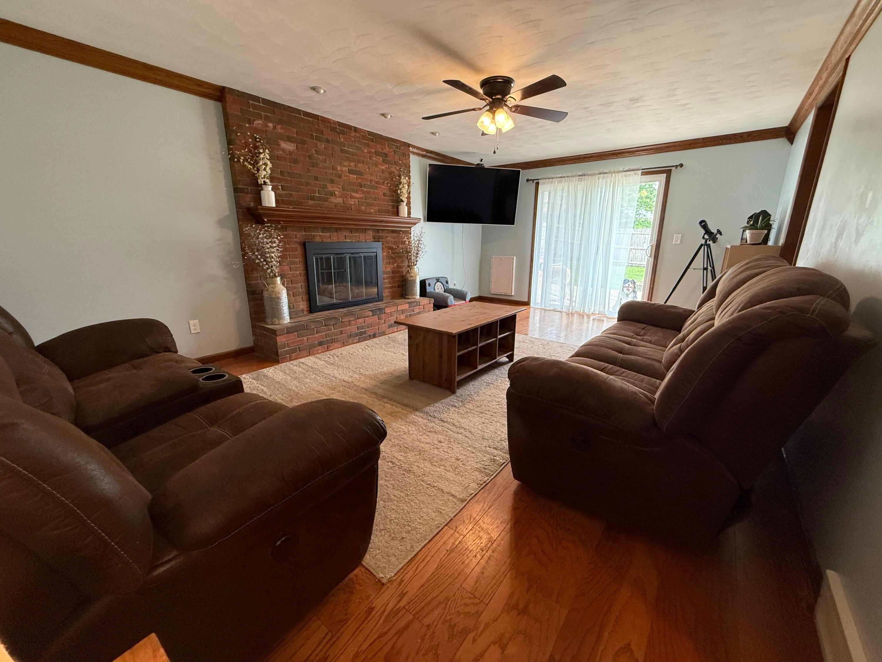 1819 Walnut Road Heath, OH 43056 - Photo 12 of 84 IMG_1967