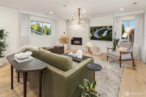 $1,649,000 | 15925 70th Avenue Northeast, Kenmore, WA 98028