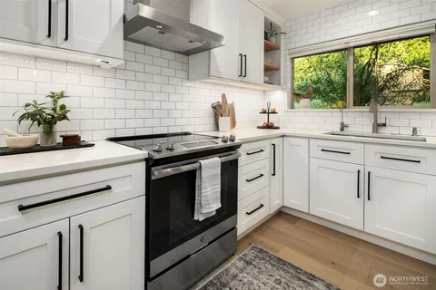 $1,649,000 | 15925 70th Avenue Northeast, Kenmore, WA 98028