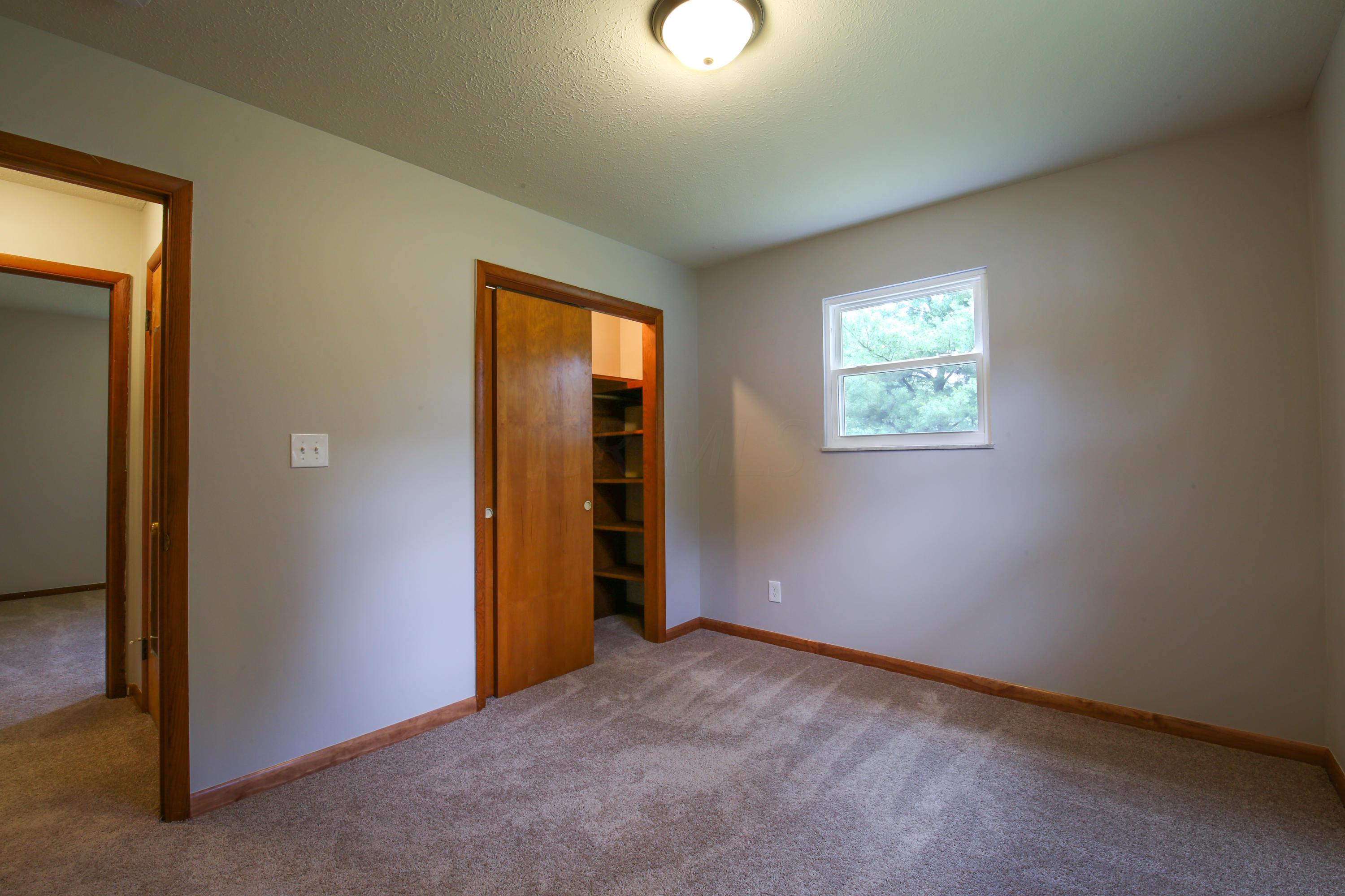 14752 Cleveland Road Southwest Pataskala, OH 43062 - Photo 16 of 29