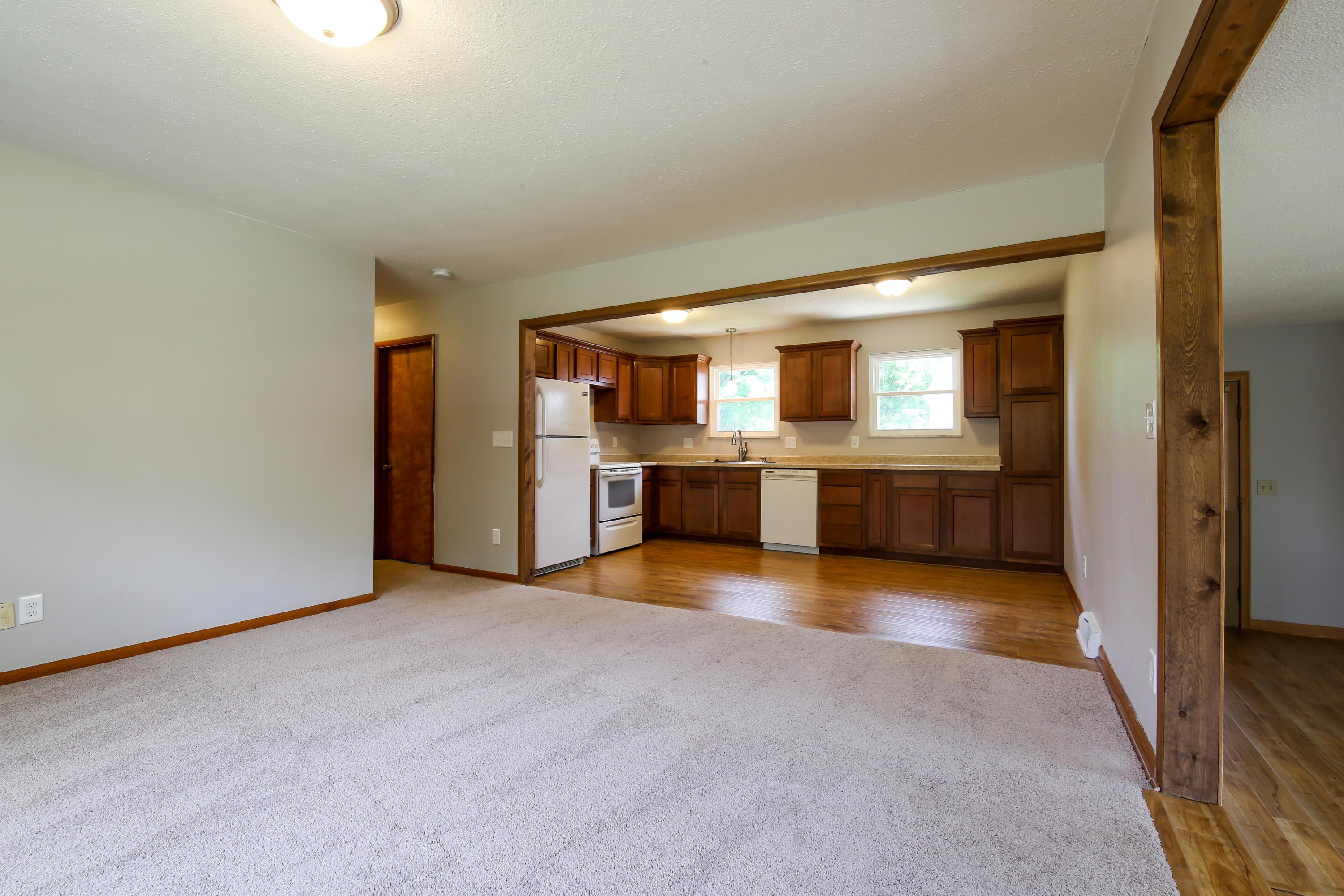 14752 Cleveland Road Southwest Pataskala, OH 43062 - Photo 2 of 29