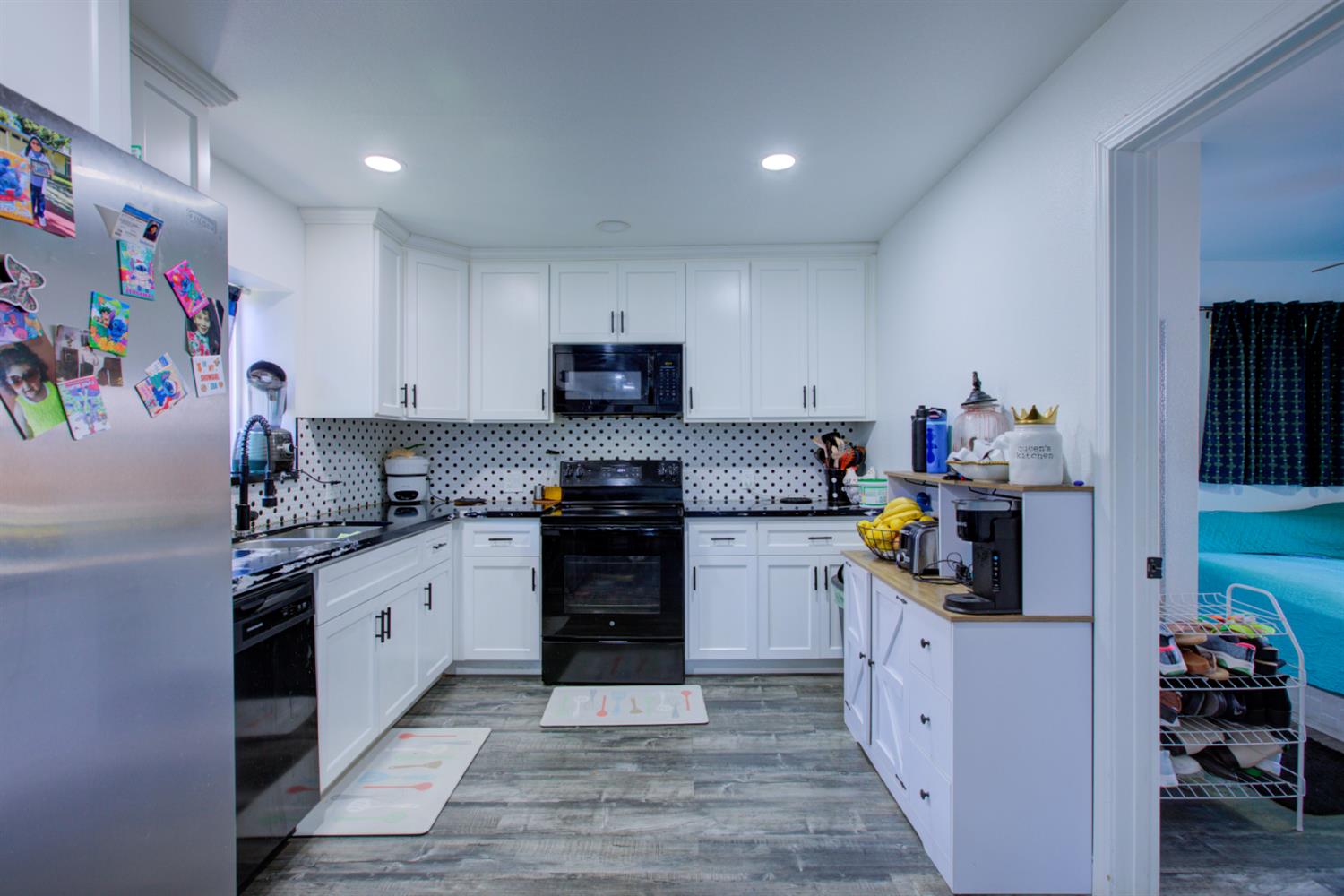 441 Ryder Way Modesto, CA 95351 - Photo 8 of 36