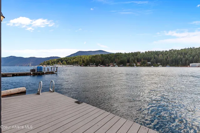 $359,900 | 16862 East Boileaus G Dock, Bayview, ID 83803