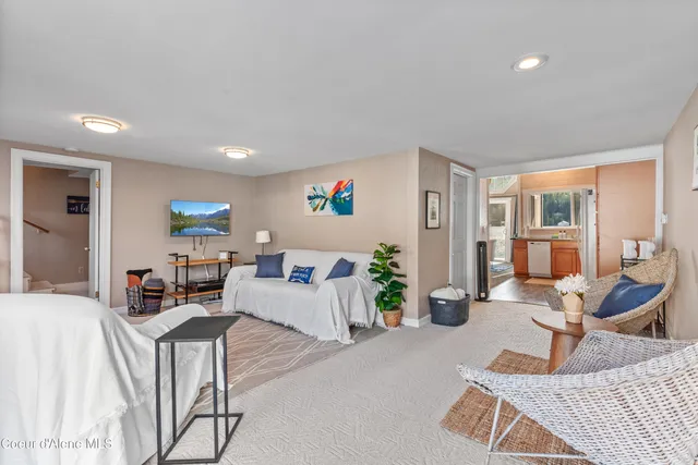 $359,900 | 16862 East Boileaus G Dock, Bayview, ID 83803