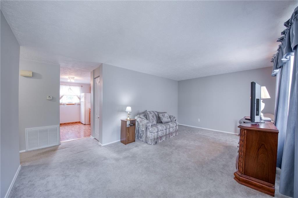 133 Fox Run Road Cranberry Township, PA 16066 - Photo 8 of 45 Gallery Image 8