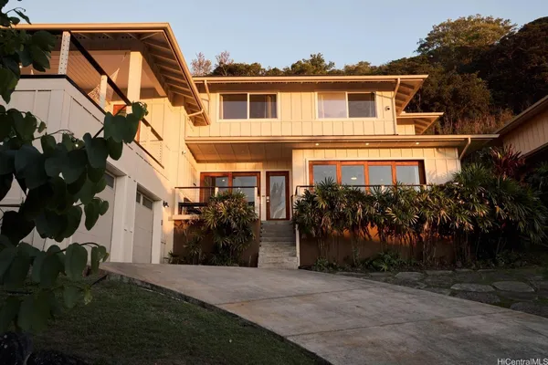 front view of house with a yard