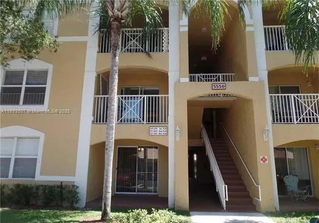 $1,850 | 5550 Northwest 61st Street, Unit 508, Coconut Creek, FL 33073