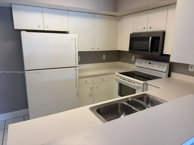 $1,850 | 5550 Northwest 61st Street, Unit 508, Coconut Creek, FL 33073