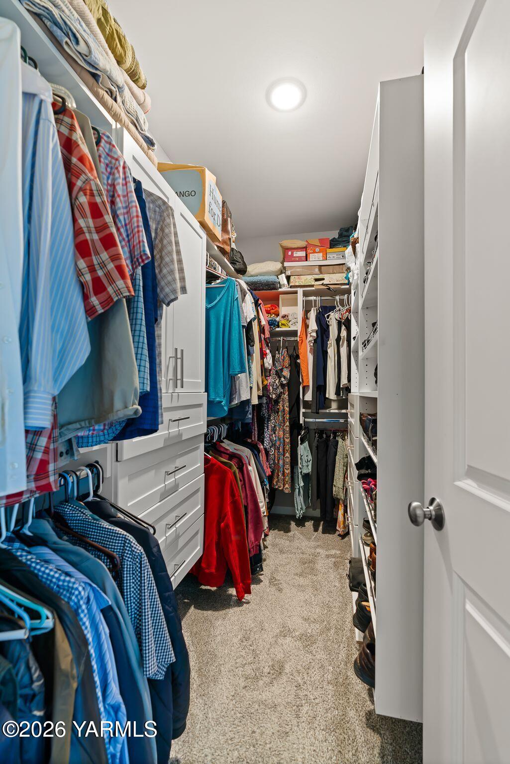 11007 Summitview Ext Road Yakima, WA 98908 - Photo 20 of 44 Walk In Closet