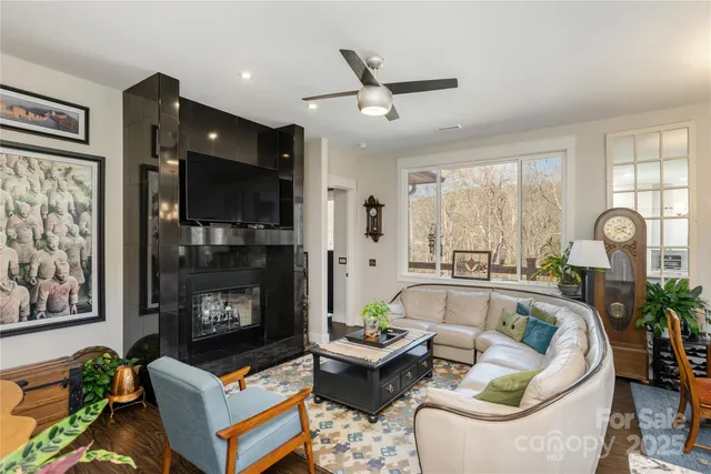 $610,000 | 2049 Brookside Camp Road, Hendersonville, NC 28792