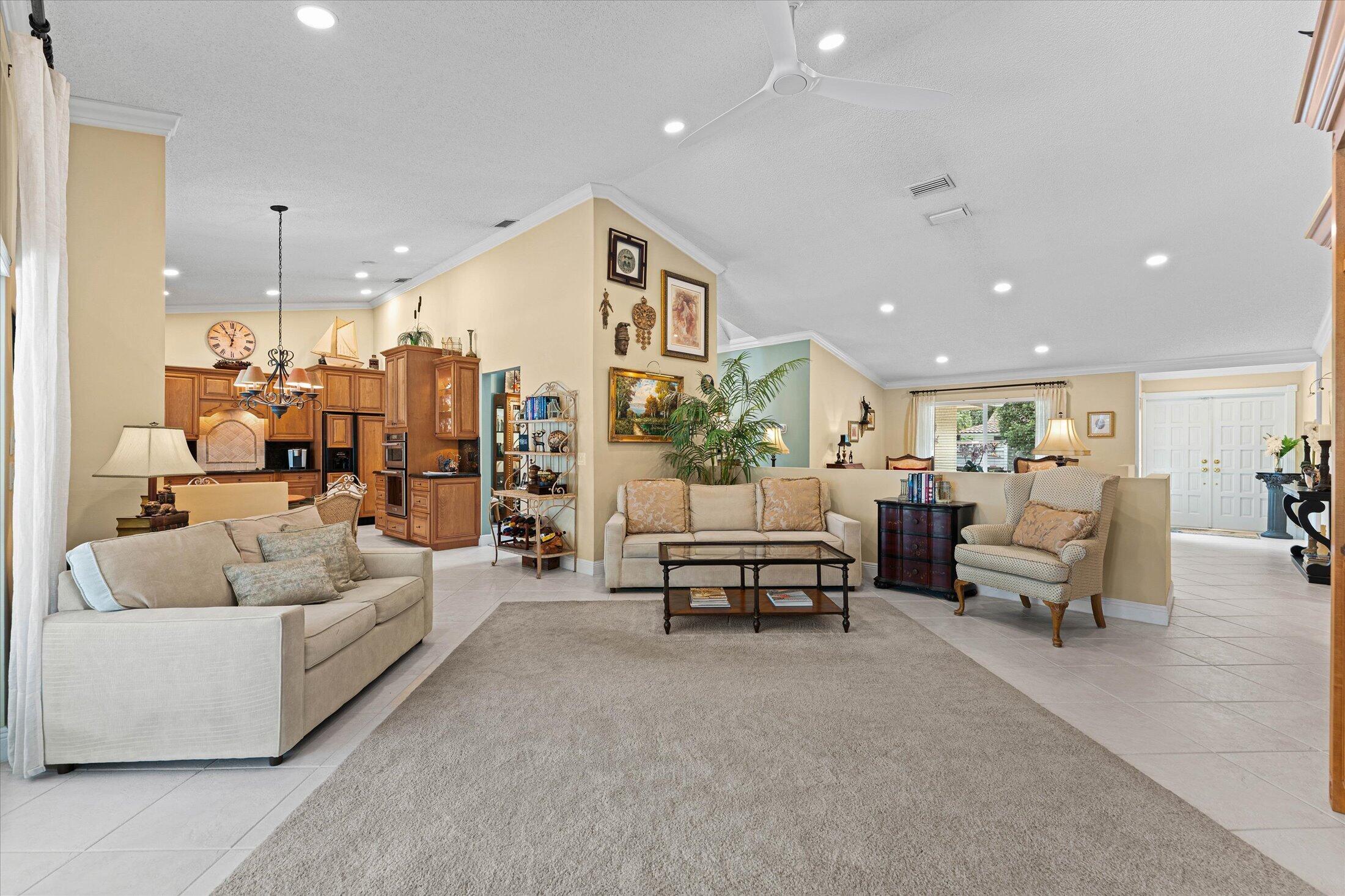 2699 Northwest 38th Street Boca Raton, FL 33434 - Photo 9 of 44 Family Room